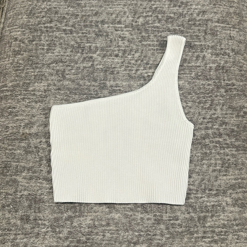 Aritizia One shoulder sculpt knit top
